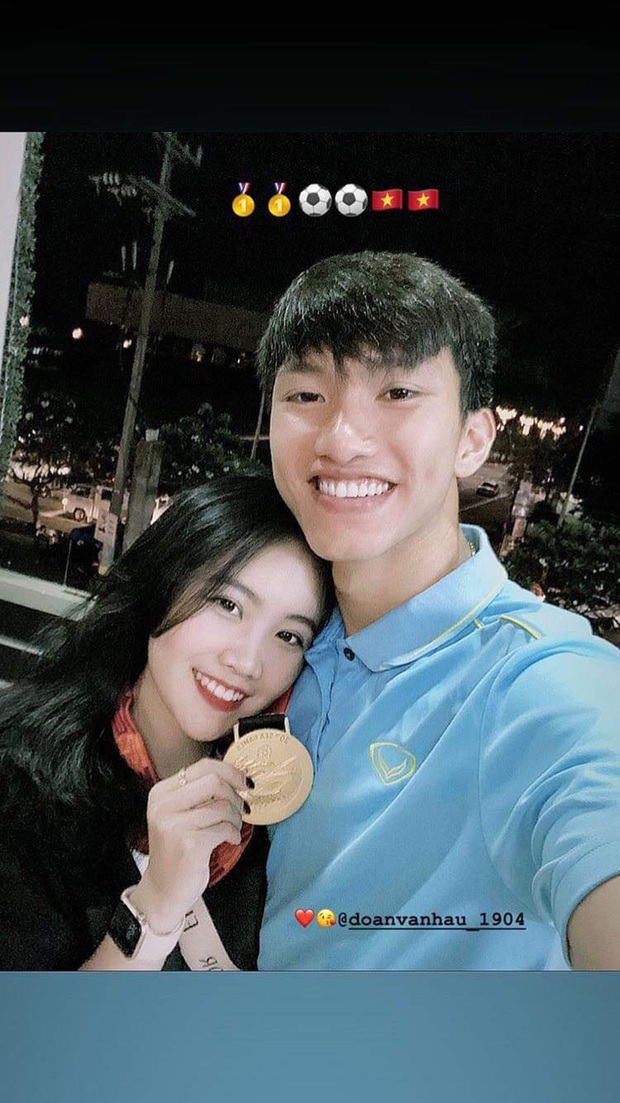 Thú chơi của Đoàn Văn Hậu: Xế hộp đắt giá, đồng hồ trăm triệu & quần áo toàn hàng hiệu - Ảnh 16. Thú chơi của Đoàn Văn Hậu: Xế hộp đắt giá, đồng hồ trăm triệu & quần áo toàn hàng hiệu - Ảnh 16.