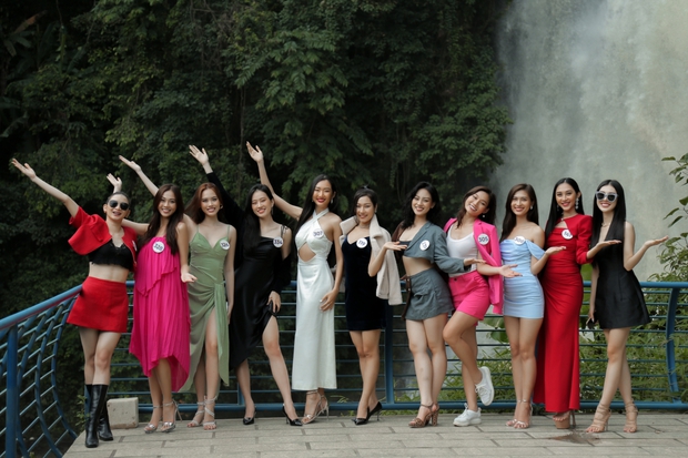 The contestants of Miss Universe Vietnam 2022 show off their beauty before the semi-finals of the contest - Photo 1.