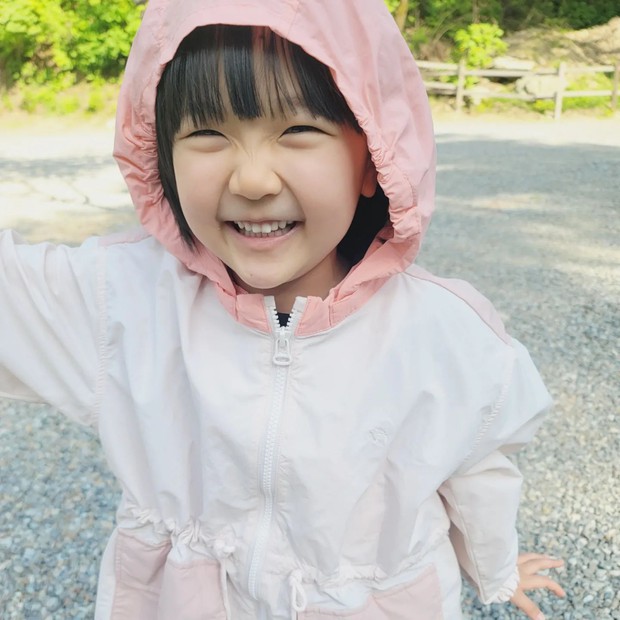 Đây là sao nhí đẹp nhất phim Hàn hiện nay: Cô bé mới 5 tuổi nhưng diễn xuất cực sung, lại còn dễ thương miễn chê - Ảnh 5.