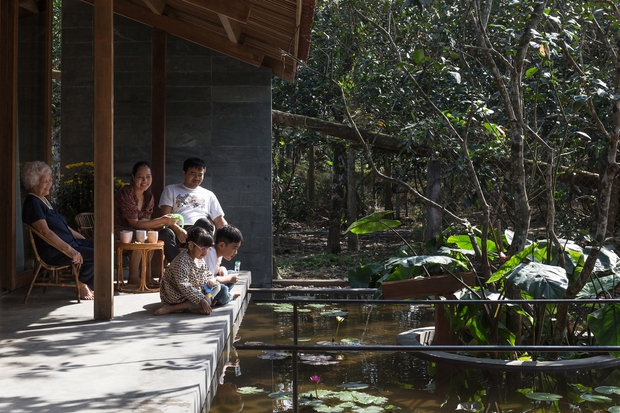 Simple features in a garden house in Hue ancient capital - Photo 4.