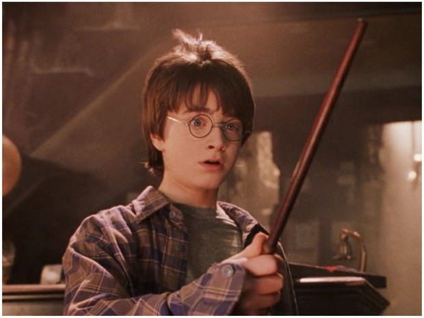 5 sao Hollywood suýt bỏ lỡ vai diễn kinh điển trong phút mốt: Daniel Radcliffe đáng lẽ không đóng Harry Potter vì bị người này cấm cản - Ảnh 1.