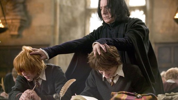 1001 yêu sách của sao Harry Potter: Có cặp mỹ nhân không đội trời chung vì tình tay ba, cô số 3 còn đòi sửa cả bối cảnh - Ảnh 11.