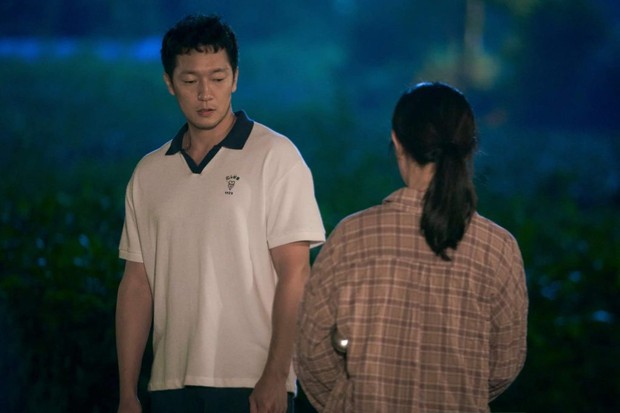 Trai đẹp này bị phim của Kim Ji Won dìm visual tơi tả: Xuống sắc tệ nhưng vẫn chuẩn bạn trai trong mơ! - Ảnh 5. Trai đẹp này bị phim của Kim Ji Won dìm visual tơi tả: Xuống sắc tệ nhưng vẫn chuẩn bạn trai trong mơ! - Ảnh 5.
