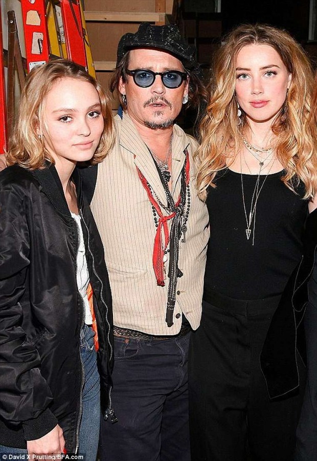 Amber Heard tố Johnny Depp cho đàn ông vào nhà ngủ nhờ khi con gái mới 14 tuổi - Ảnh 6. Amber Heard tố Johnny Depp cho đàn ông vào nhà ngủ nhờ khi con gái mới 14 tuổi - Ảnh 6.