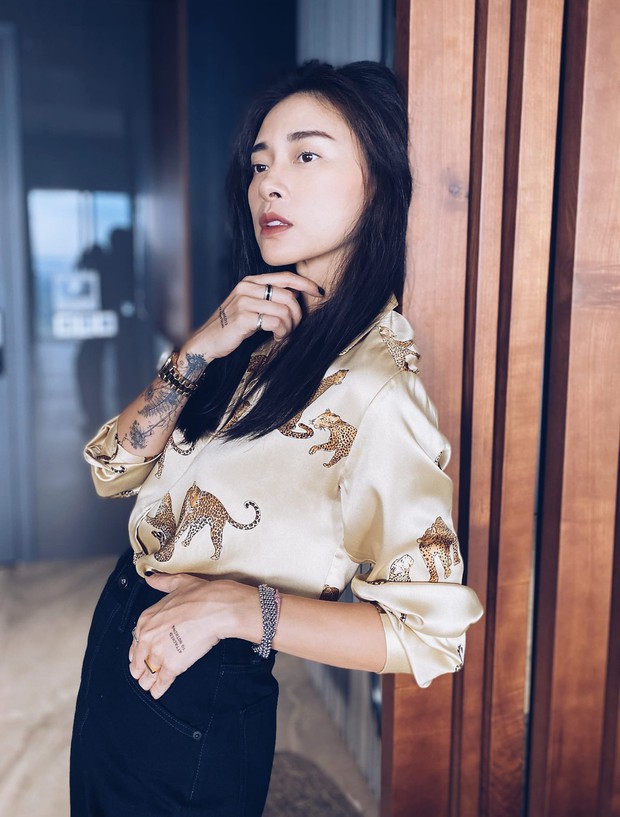 5 bí kíp mặc đồ giúp Ngô Thanh Vân trẻ trung hơn nhiều so với tuổi 43 - Ảnh 6. 5 bí kíp mặc đồ giúp Ngô Thanh Vân trẻ trung hơn nhiều so với tuổi 43 - Ảnh 6.