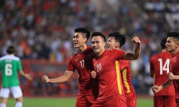 Chứng kiến U23 Việt Nam đánh bại đối thủ Indonesia, dân mạng Đông Nam Á thán phục: Việt Nam là nhất - Ảnh 2.