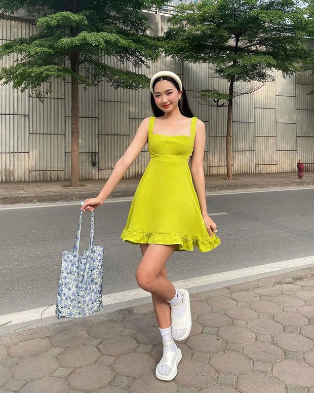 11 mẫu váy 2 dây xinh ngất đến từ local brand Việt: màu sắc siêu đa dạng cực hợp cho mùa hè, chi từ 380k là có ngay outfit sống ảo - Ảnh 17.