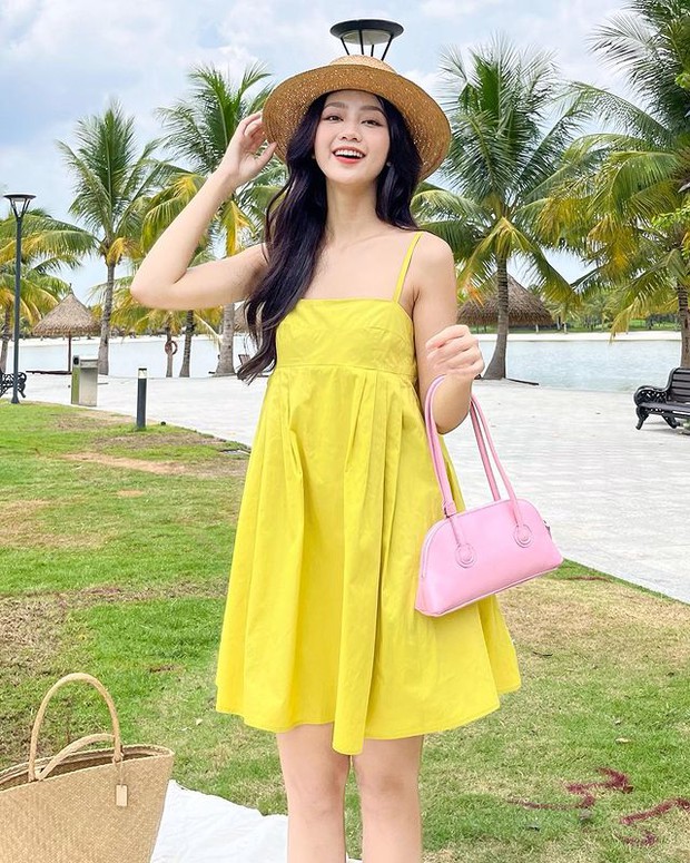 11 mẫu váy 2 dây xinh ngất đến từ local brand Việt: màu sắc siêu đa dạng cực hợp cho mùa hè, chi từ 380k là có ngay outfit sống ảo - Ảnh 15.
