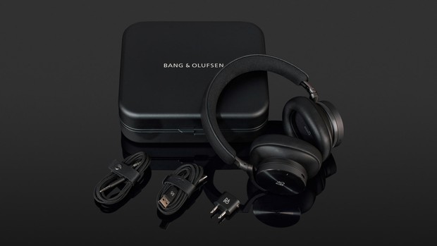 Lisa (BLACKPINK) spent 30 million on this headset, what's so special about it?  - Picture 10.