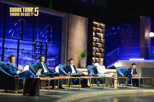 Cô gái Thụy Điển tìm mẹ Việt từng gây dậy sóng lên Shark Tank, gọi vốn 3 triệu đô phải ra về tay trắng - Ảnh 6.