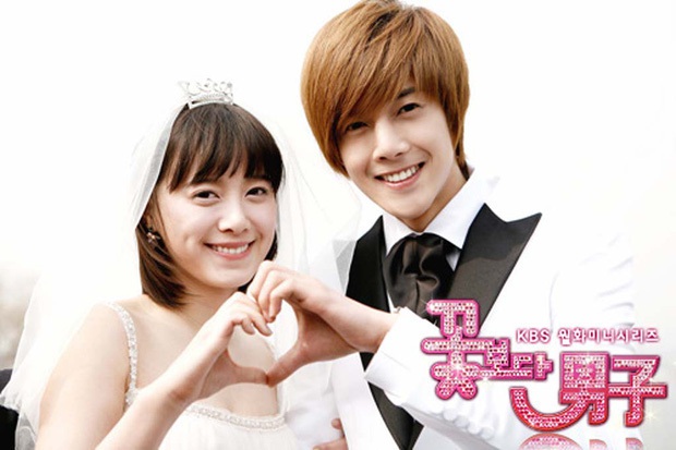 Tài tử Kim Hyun Joong (Vườn Sao Băng) kết hôn với mối tình đầu, hé lộ thông tin bất ngờ về bà xã bí ẩn - Ảnh 4.
