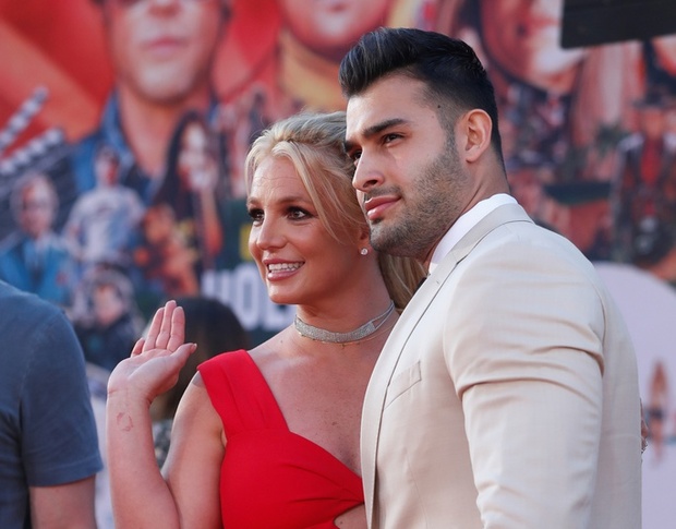 Chồng cũ Britney Spears bị buộc tội phá rối đám cưới - Ảnh 3.