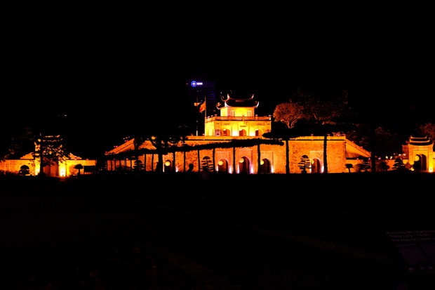 Trải nghiệm tour đêm tại Hoàng Thành Thăng Long và hành trình giải mã bí mật hóc búa  - Ảnh 2.