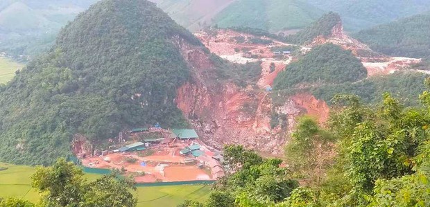 Nghệ An: Nguyên nhân ban đầu vụ xuất hiện nhiều hố tử thần, nhà nứt hàng loạt - Ảnh 4.