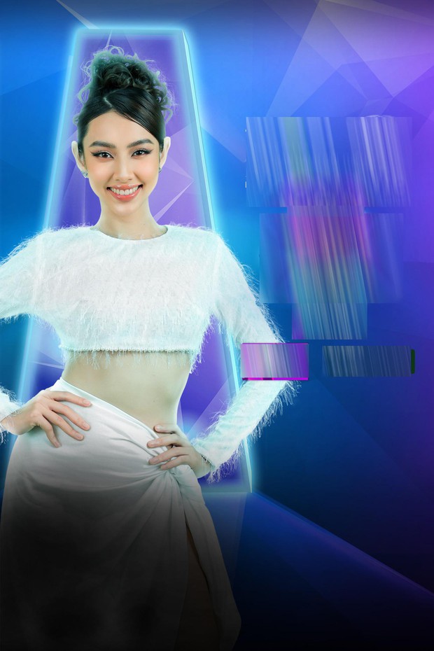 Mặc lại váy của Ninh Dương Lan Ngọc, Hoa hậu Thùy Tiên gây chú ý với vòng eo con kiến sexy - Ảnh 2. Mặc lại váy của Ninh Dương Lan Ngọc, Hoa hậu Thùy Tiên gây chú ý với vòng eo con kiến sexy - Ảnh 2.