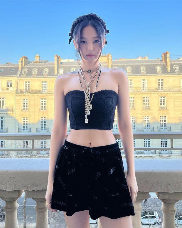 10 khoảnh khắc nóng bỏng nhất năm 2022 của Jennie (BLACKPINK) - Ảnh 9.