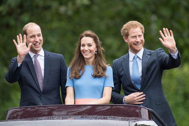 Công nương Kate liên lạc với Hoàng tử Harry ở Mỹ đưa ra yêu cầu đặc biệt gây xúc động - Ảnh 2.