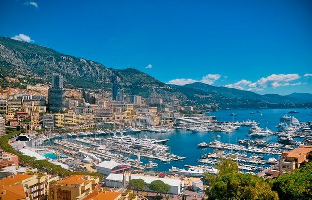 Điều gì đã khiến cho Monaco trở thành nơi ẩn náu của các tỷ phú, trở thành vương quốc không dành cho người nghèo mà ai cũng khao khát? - Ảnh 2.