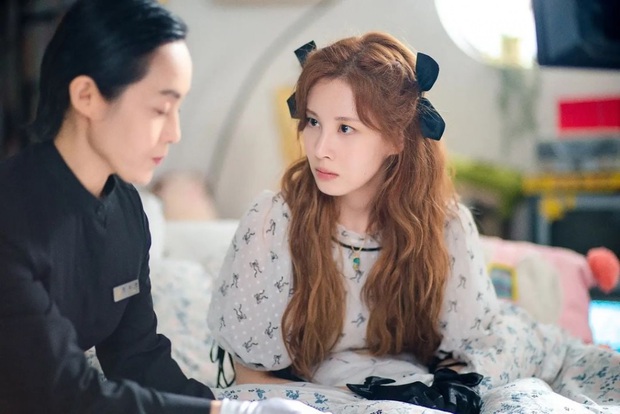 Lý do phải xem “Người tình của Jinx”: Cổ tích thời hiện đại, Seohyun diễn xuất ấn tượng - Ảnh 2. Lý do phải xem “Người tình của Jinx”: Cổ tích thời hiện đại, Seohyun diễn xuất ấn tượng - Ảnh 2.