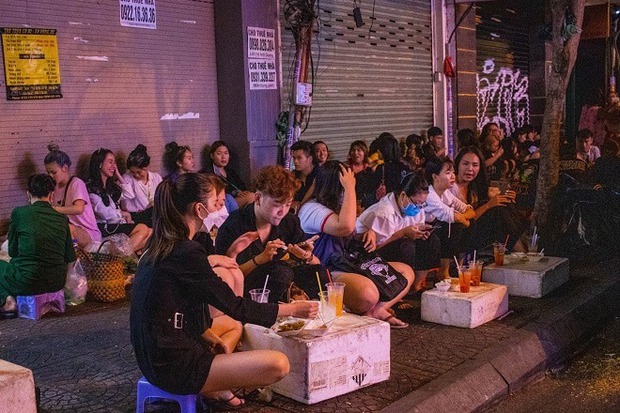 Vào mùa nắng nóng đỉnh điểm, những hàng nước mát giải nhiệt này kiếm được bộn tiền quanh năm tại Sài Gòn! - Ảnh 10. Vào mùa nắng nóng đỉnh điểm, những hàng nước mát giải nhiệt này kiếm được bộn tiền quanh năm tại Sài Gòn! - Ảnh 10.