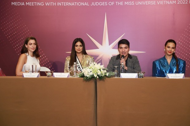 Đương kim Hoa hậu Hoàn vũ Harnaaz Sandhu gây chú ý với diện mạo trong hoạt động đầu tiên tại Việt Nam - Ảnh 8.