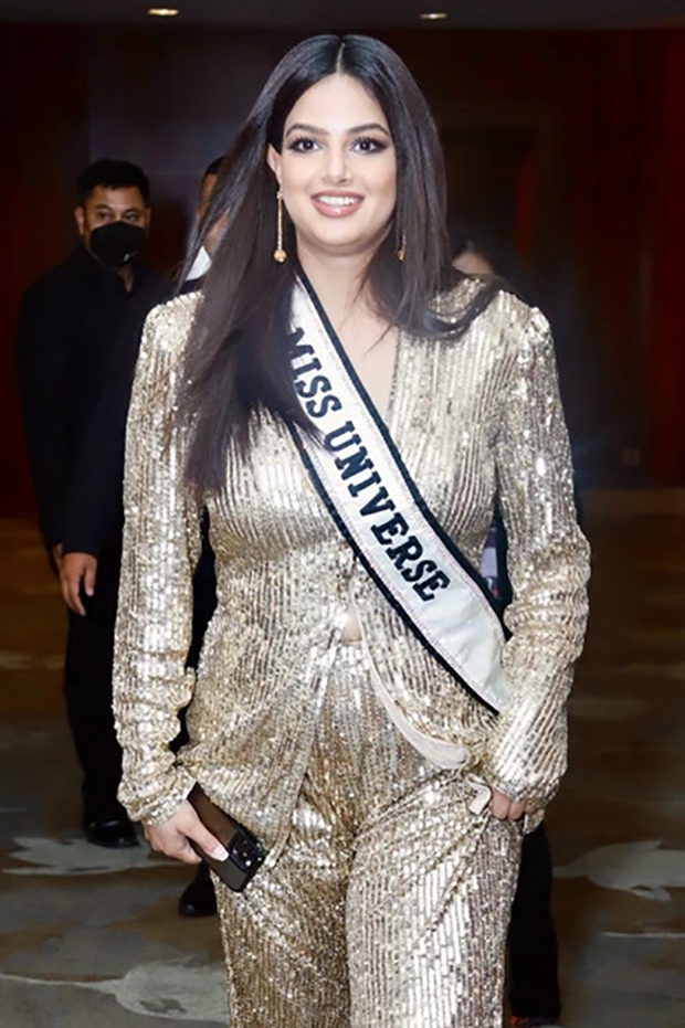 Netizen đòi giải cứu 2 Hoa hậu Hoàn vũ Thế giới khỏi stylist Việt và sự thật bất ngờ - Ảnh 2.