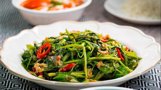 Loại rau phổ biến ở Việt Nam nhưng sang Nhật bán giá cực đắt: Phụ nữ ăn sẽ khỏe dạ dày, da căng mịn, ổn định đường huyết rất tốt - Ảnh 3.