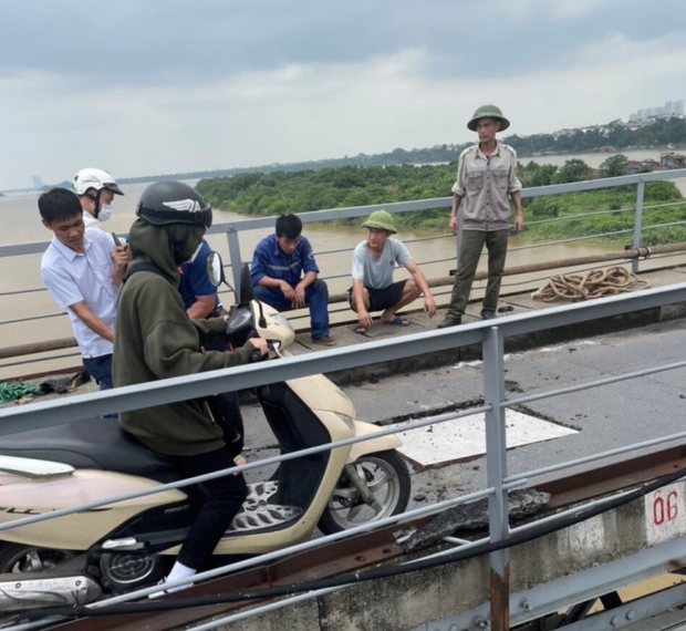 Chuyên gia Việt Nam và Pháp bàn giải pháp cứu cầu Long Biên đang xuống cấp - Ảnh 2.