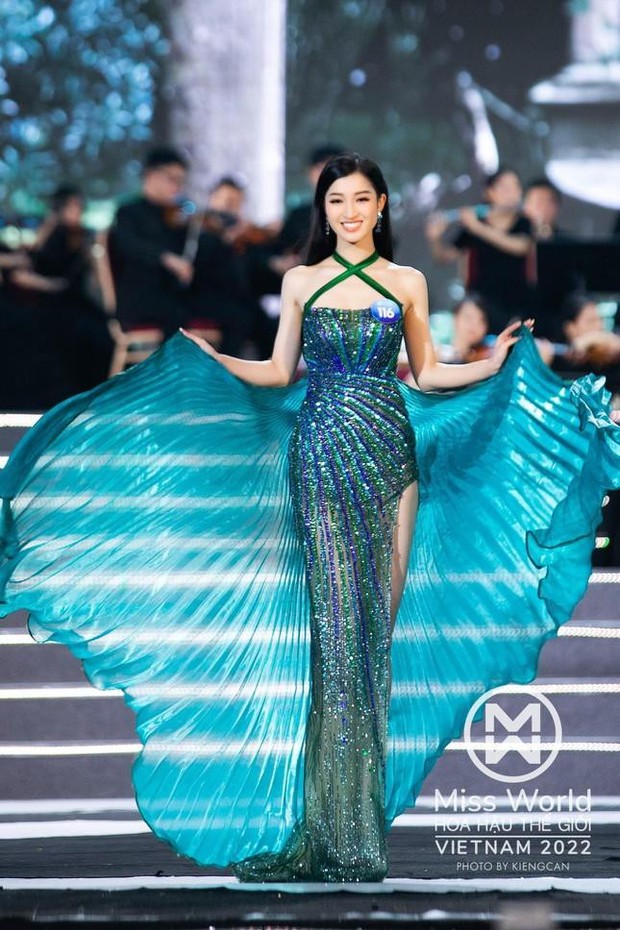Những ứng viên sáng giá tại Miss World Vietnam 2022 khoe dáng cực phẩm với bikini - Ảnh 4.