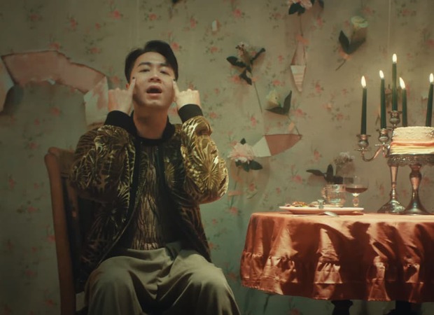 Decoding the charm of Miu Le's hit song - Karik: Impressive punchline series and timely rebellion - Photo 16. Decoding the charm of Miu Le's hit song - Karik: Impressive punchline series and timely rebellion - Photo 16.