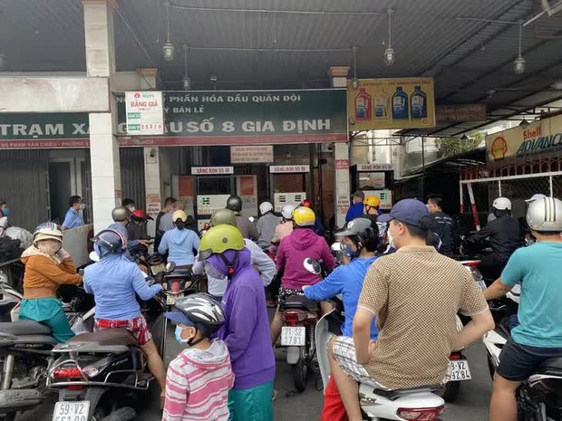 Giá xăng Malaysia 13.000 đồng/lít, nhìn thì ao ước chứ nhập không dễ - Ảnh 1. Giá xăng Malaysia 13.000 đồng/lít, nhìn thì ao ước chứ nhập không dễ - Ảnh 1.