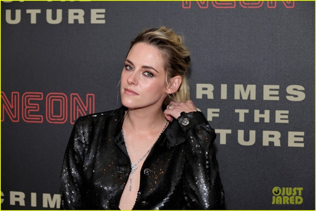 Kristen Stewart diện jumpsuit gợi cảm trong buổi ra mắt phim mới - Ảnh 5.