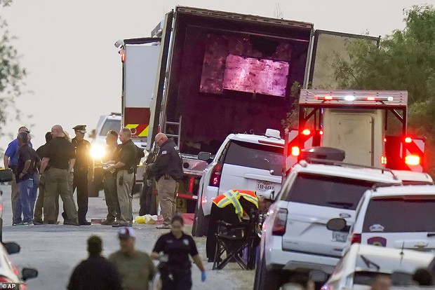 Số người tử vong trong xe tải tại Mỹ tăng lên 53, tài xế đóng giả nạn nhân trước khi bị bắt giữ - Ảnh 2.