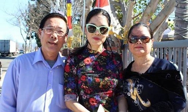 Nữ giám khảo bị hàm oan ở Giọng hát Việt: Gia đình đáng nể, hôn nhân 2 lần đò, có 4 con - Ảnh 1.