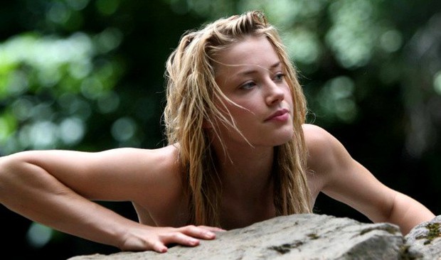 Những vai diễn tệ nhất của Amber Heard: Có phim mời cả Johnny Depp giúp sức vẫn không khá nổi - Ảnh 7.