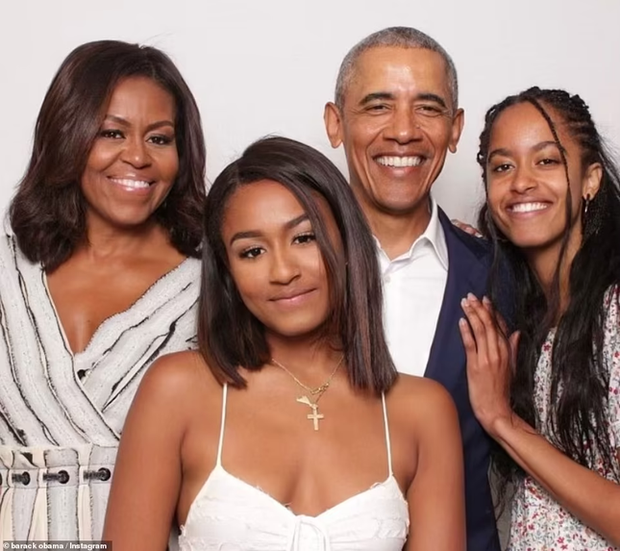 Sắc vóc con gái lớn của ông Obama ở tuổi 24 - Ảnh 6.