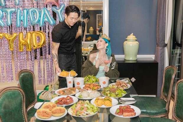 Tứ đại nam thần Người Ấy Là Ai công khai hẹn hò sao Việt - Ảnh 14. Tứ đại nam thần Người Ấy Là Ai công khai hẹn hò sao Việt - Ảnh 14.