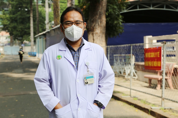 Bên trong khu điều trị sốt xuất huyết ở BV Nhi đồng 2: Nhiều trẻ chuyển biến nặng, phải thở máy, lọc máu - Ảnh 6. Bên trong khu điều trị sốt xuất huyết ở BV Nhi đồng 2: Nhiều trẻ chuyển biến nặng, phải thở máy, lọc máu - Ảnh 6.