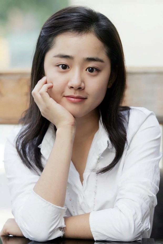 “Em gái quốc dân” Moon Geun Young ở tuổi U40: Từng gây ấn tượng với khoảnh khắc cạnh Son Ye Jin, cuộc sống thay đổi sau biến cố - Ảnh 5.