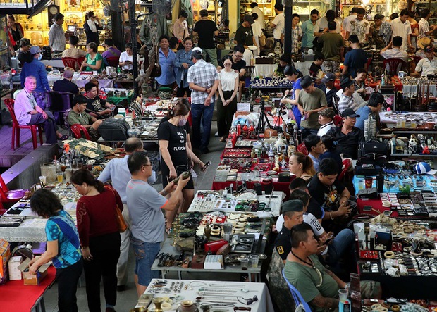 Xu hướng mua sắm cũ người mới ta: Vì sao ngày càng nhiều người chuộng hàng second-hand đến thế?  - Ảnh 7.