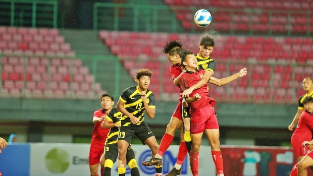 HLV của U19 Lào thừa nhận sự thật phũ phàng sau trận thua U19 Malaysia - Ảnh 1.