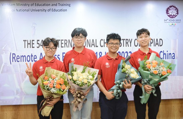 100% thí sinh Việt Nam đạt Huy chương vàng Olympic Hóa học quốc tế - Ảnh 1.