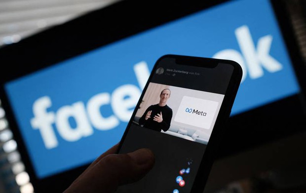 Công ty mẹ Facebook vật lộn trong đợt suy thoái tồi tệ nhất  - Ảnh 1.