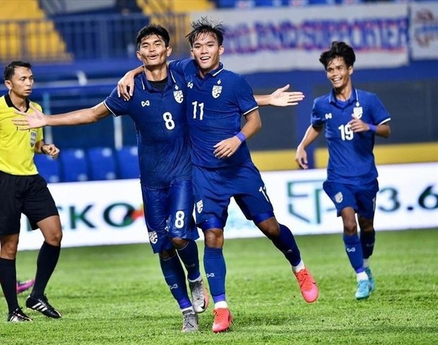  U19 Thái Lan thắng may mắn Philippines  - Ảnh 1.