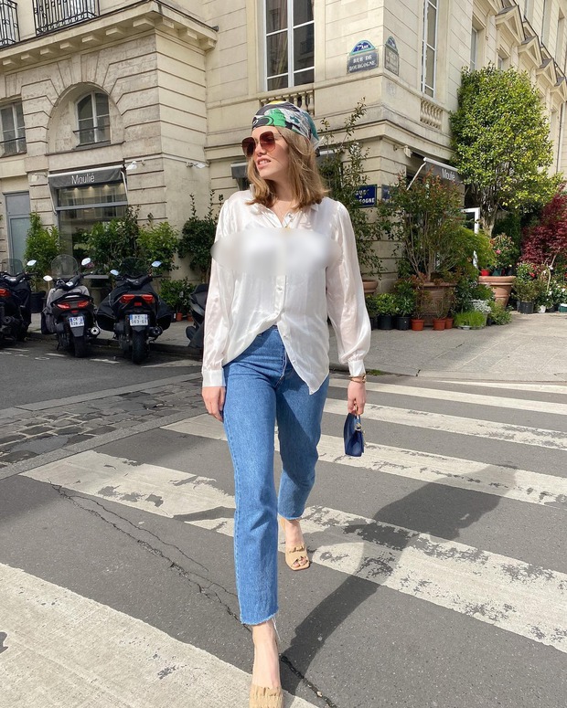 5 kiểu quần jeans phụ nữ Pháp hay diện nhất vì siêu tôn dáng - Ảnh 4.