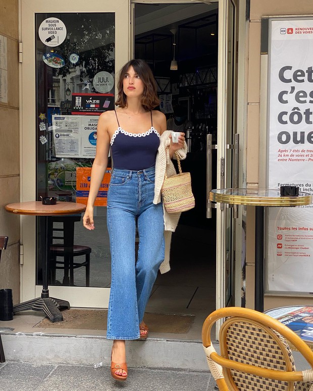 5 kiểu quần jeans phụ nữ Pháp hay diện nhất vì siêu tôn dáng - Ảnh 10.