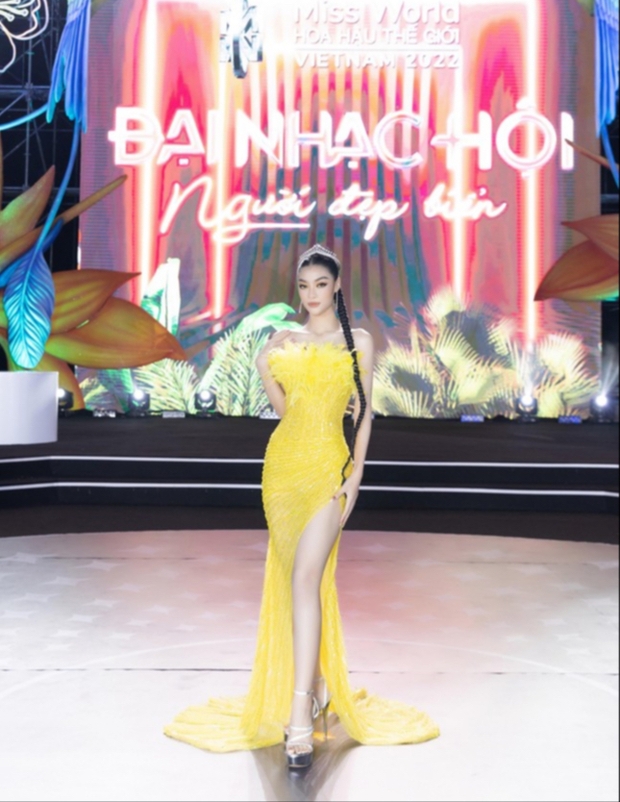 Đỗ Thị Hà, Lương Thuỳ Linh và dàn mỹ nhân nóng bỏng dự đại nhạc hội Người đẹp biển của Miss World VN - Ảnh 3.