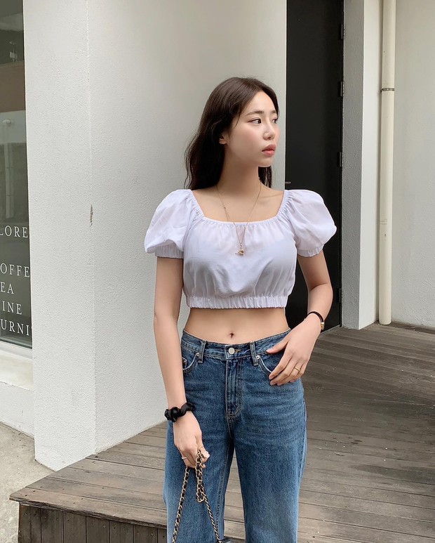 Mặc áo crop top thế nào cho sang chảnh tinh tế? Photo-9-16587231583061308982865