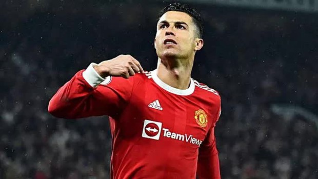 Ronaldo trở lại Anh để làm rõ tương lai - Ảnh 3. Ronaldo trở lại Anh để làm rõ tương lai - Ảnh 3.
