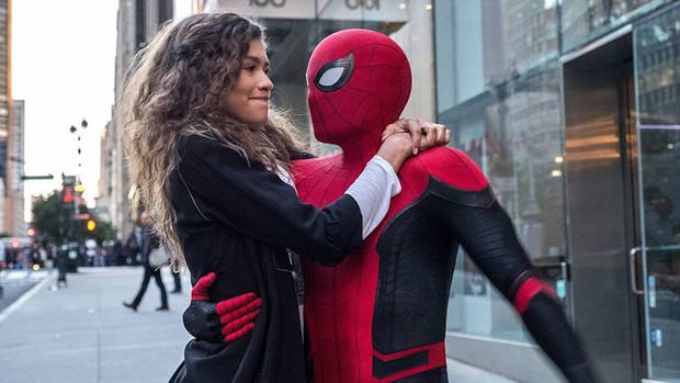 Holy Prophet Tom Holland: Making the world admire for 3 times praying to see Spider-Man and the love story with Zendaya - Photo 10.